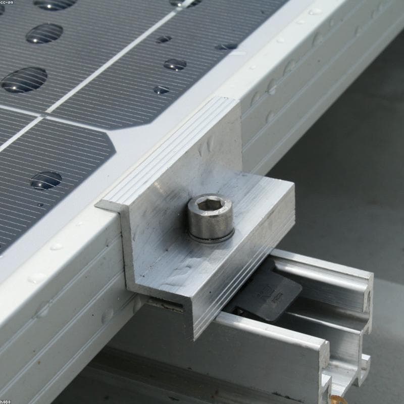 Kit de fixation toiture bac acier — 4 modules